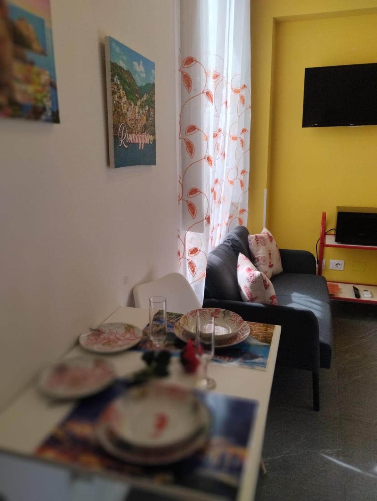 Апартаменты Casa Vacanze Buddy La Tua Base Per Visitare Il Mare Delle Cinque Terre Специя Экстерьер фото